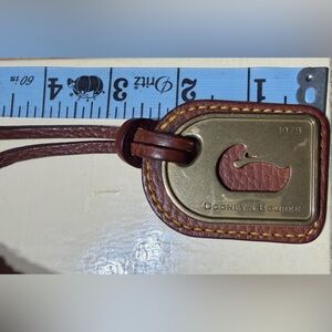 DOONEY & BOURKE LEATHER w/ GOLD TONE DUCK KEY FOB BAG CHARM